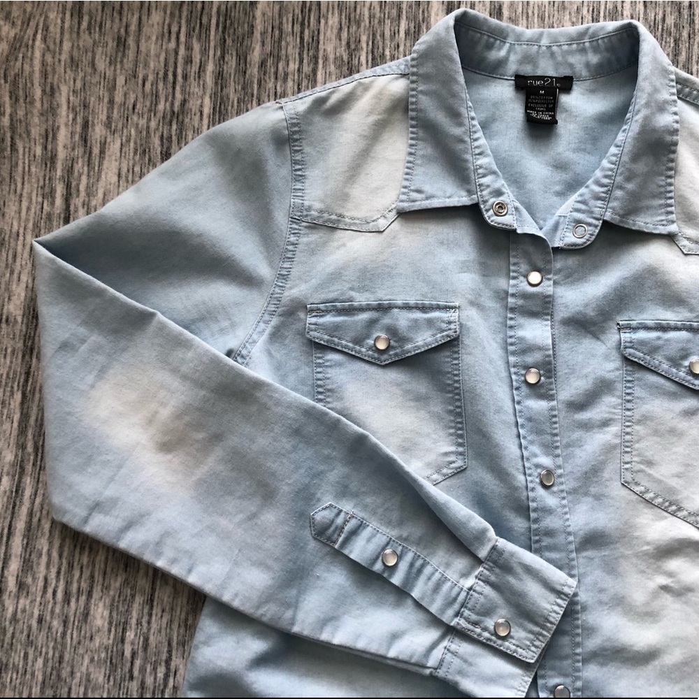 RUE21 M BUTTON DOWN (USED ONCE)